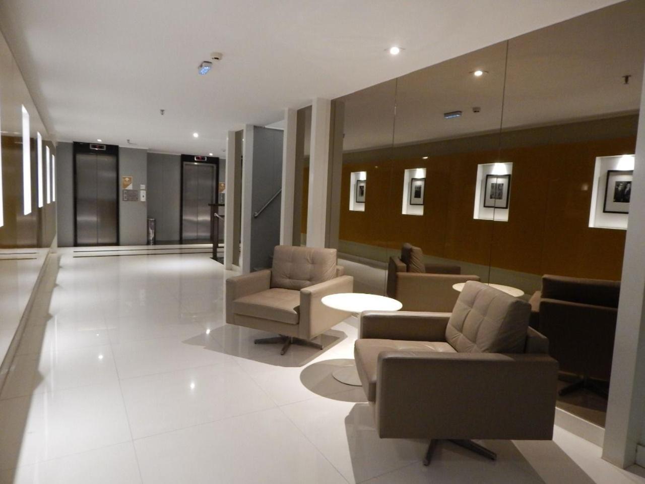 Jk Apart Hotel - Kubitschek Brasilia Exterior photo